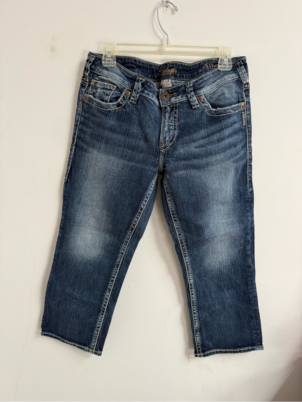 Silver Jeans Dark Blue Cropped Denim Capri